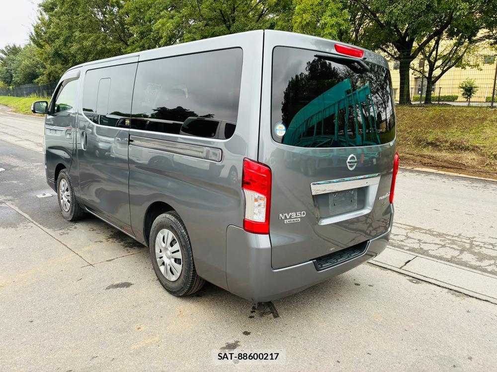 Nissan NV350 Caravan 2019-12 8665585-2
