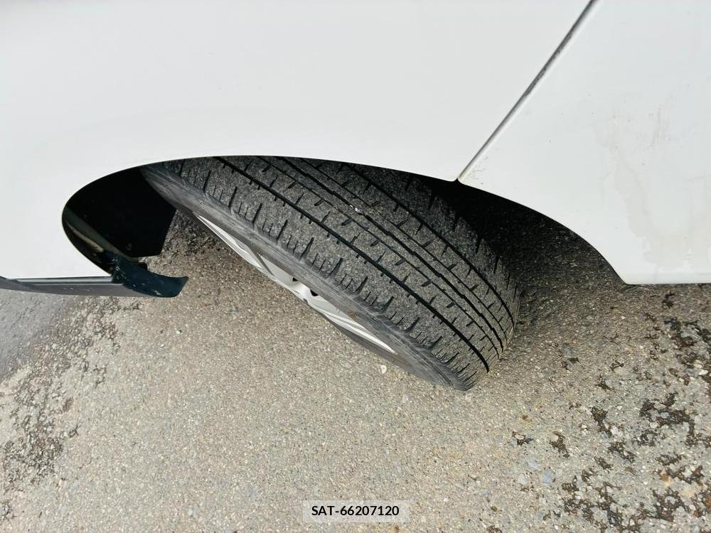 Nissan NV350 Caravan 2019-07 8484643-31
