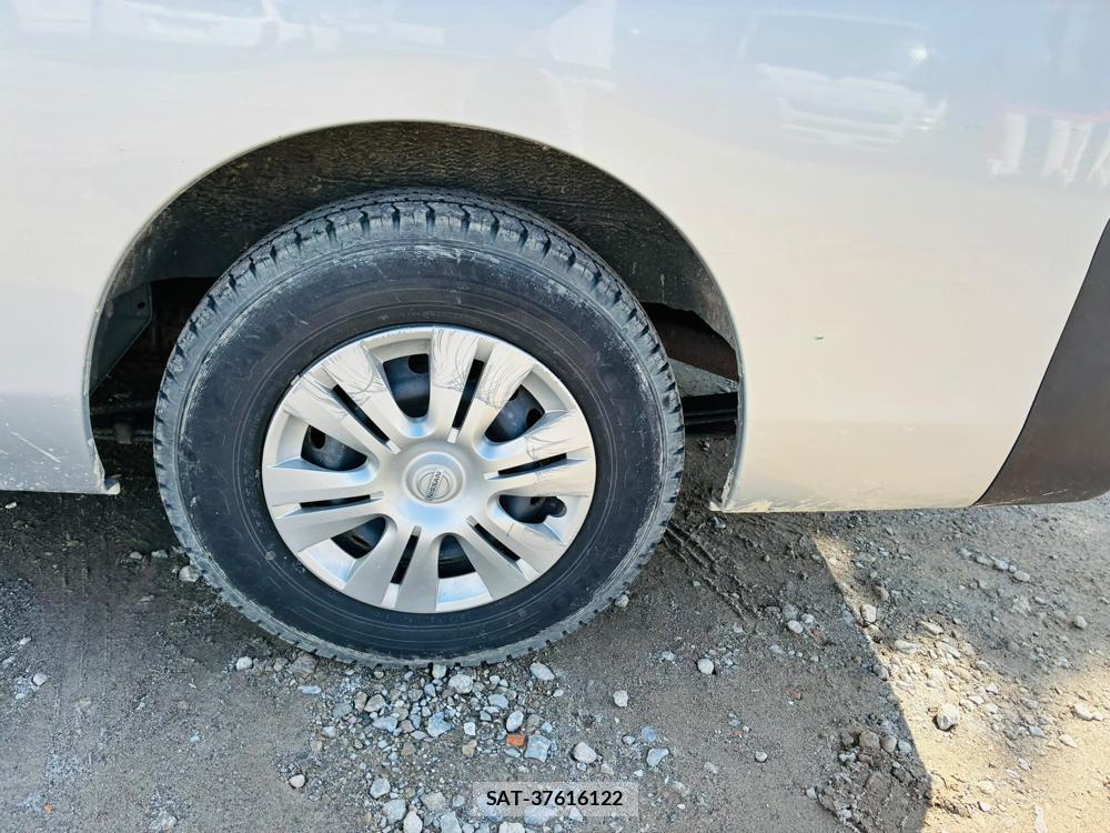 Nissan NV350 Caravan 2019-11 8697751-29