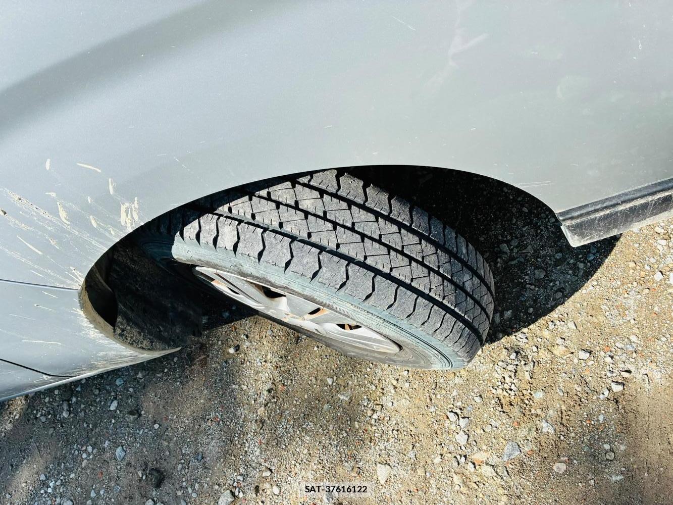 Nissan NV350 Caravan 2019-11 8697751-31