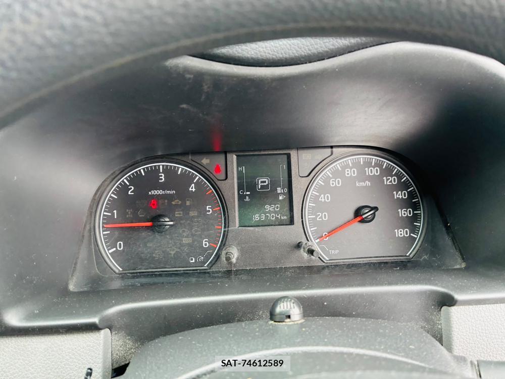 Nissan NV350 Caravan 2020-01 7738520-15