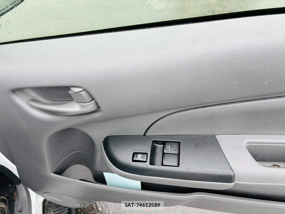 Nissan NV350 Caravan 2020-01 7738520-21
