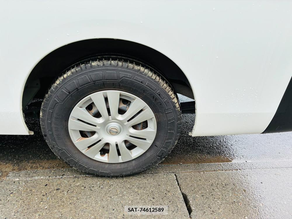 Nissan NV350 Caravan 2020-01 7738520-29