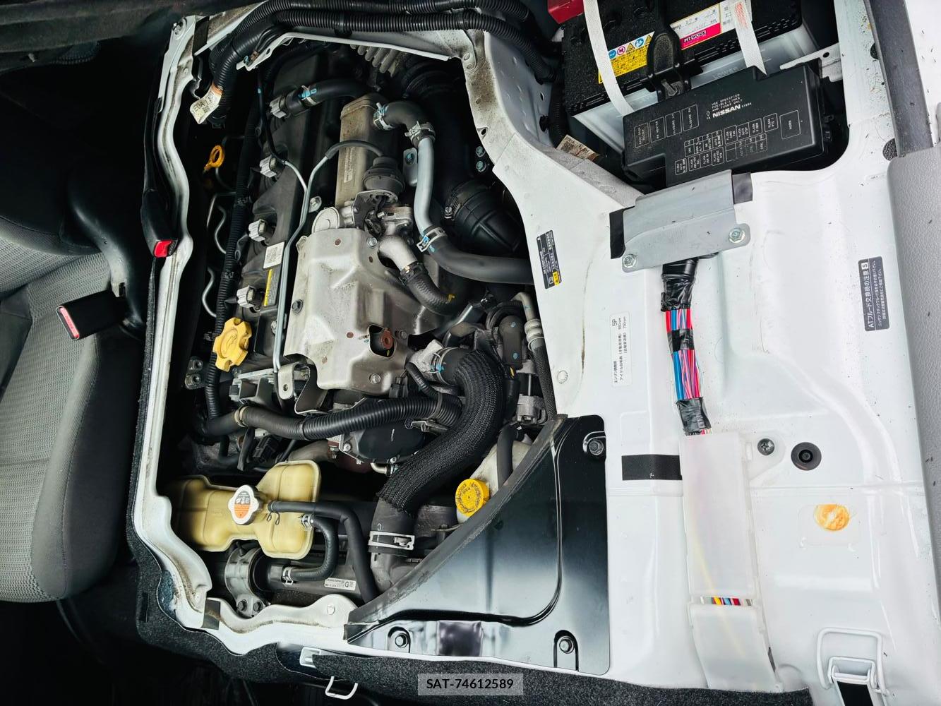 Nissan NV350 Caravan 2020-01 7738520-32