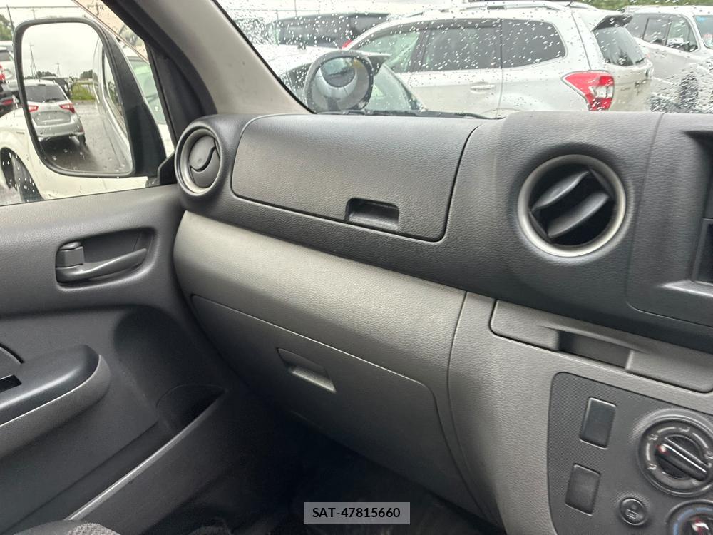 Nissan CARAVAN VAN 2020-04 6339779-18