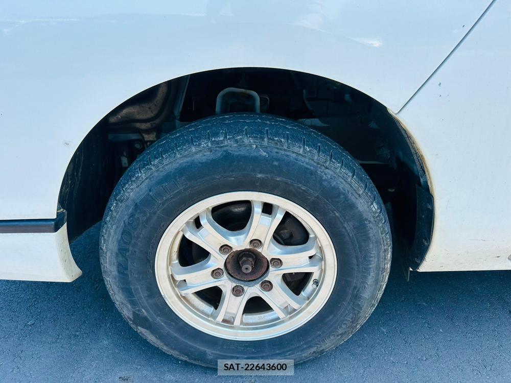 Nissan NV350 Caravan 2020 4653057-31