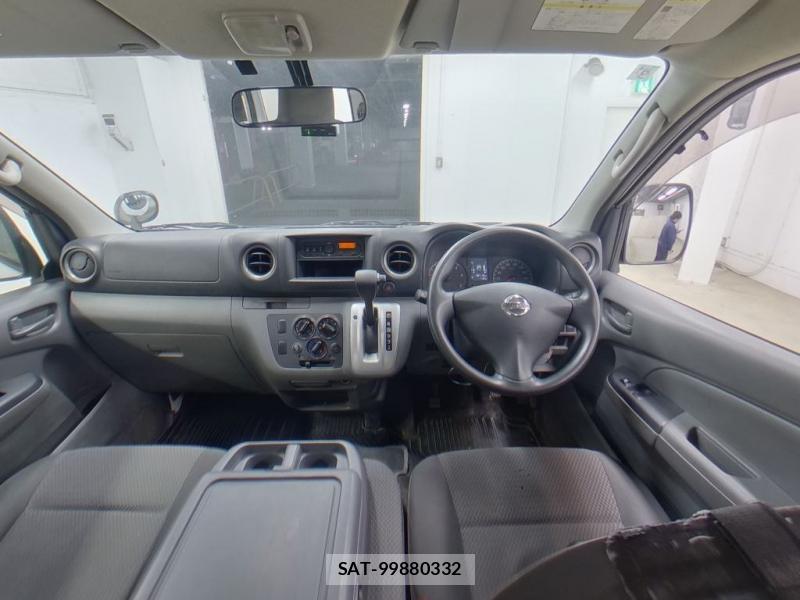 Nissan NV350 Caravan 2020 6787093-3