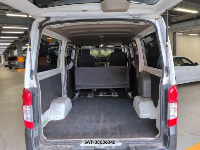 Nissan NV350 Caravan 2020 6820171-4