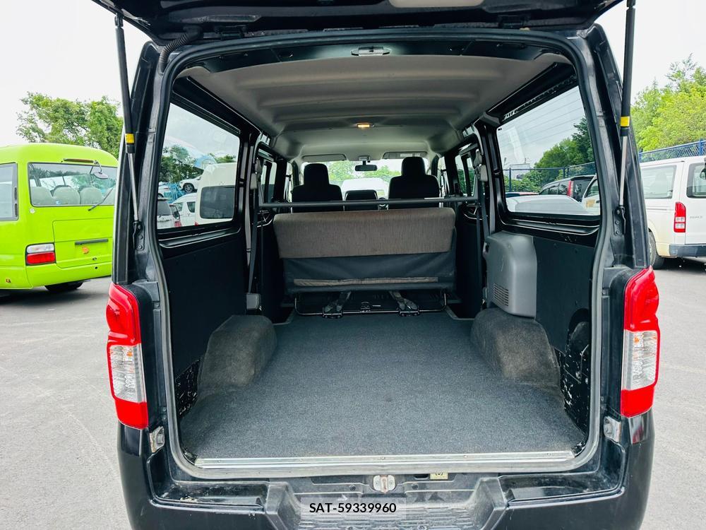 Nissan NV350 Caravan 2020 6787089-25