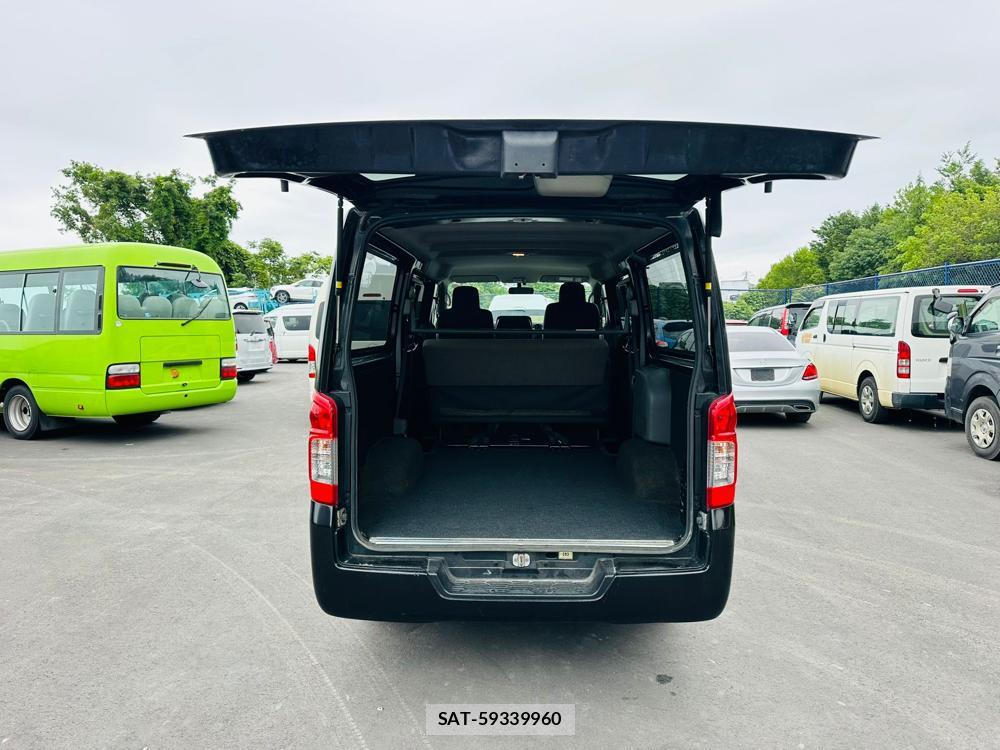 Nissan NV350 Caravan 2020 6787089-26