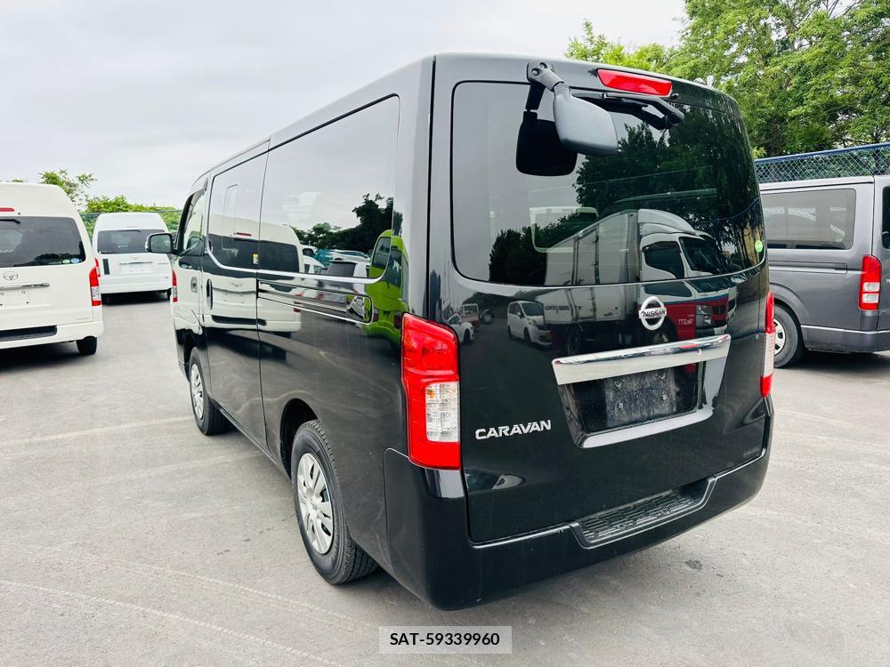 Nissan NV350 Caravan 2020 6787089-2