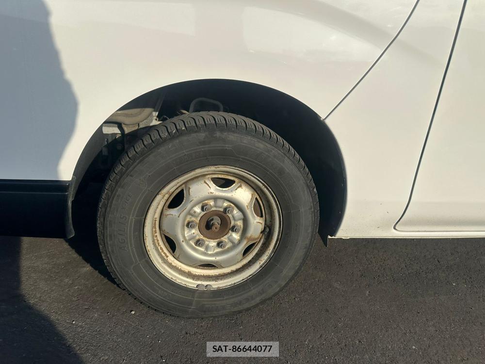 Nissan NV350 Caravan 2019 6958496-27