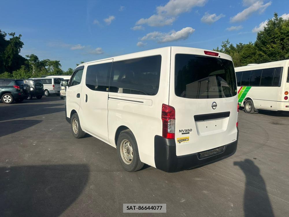 Nissan NV350 Caravan 2019 6958496-2