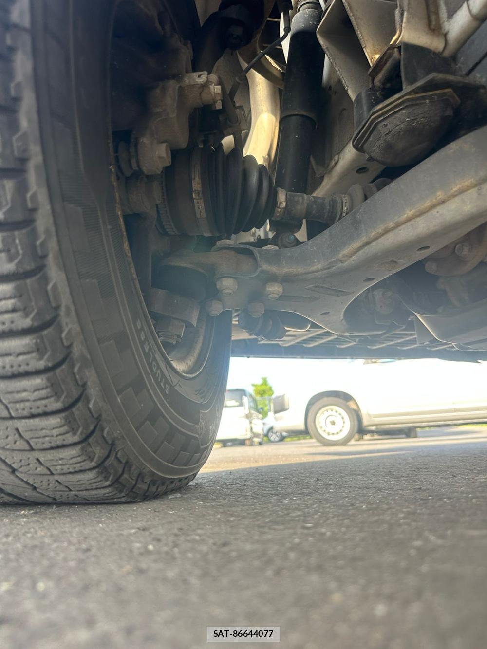 Nissan NV350 Caravan 2019 6958496-30