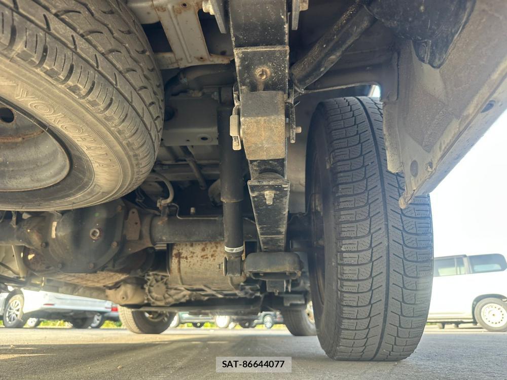 Nissan NV350 Caravan 2019 6958496-34