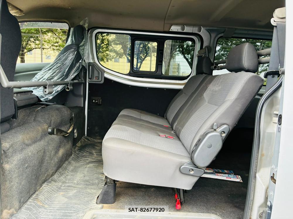 Nissan NV350 Caravan 2020-01 8044006-9