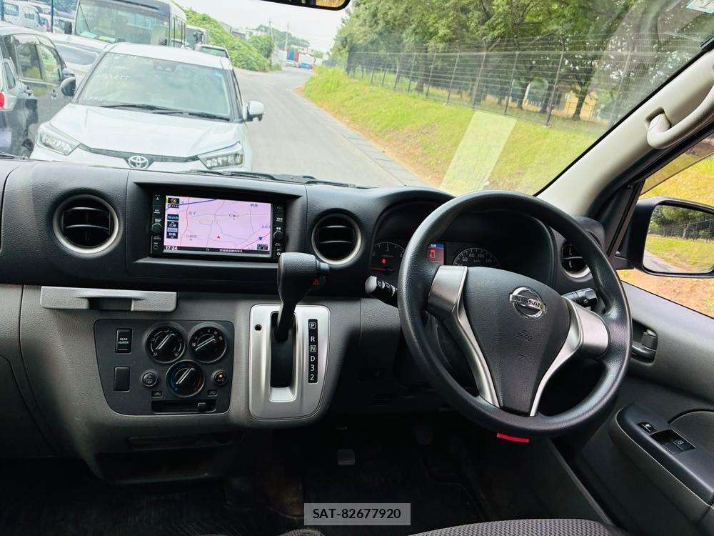 Nissan NV350 Caravan 2020-01 8044006-13