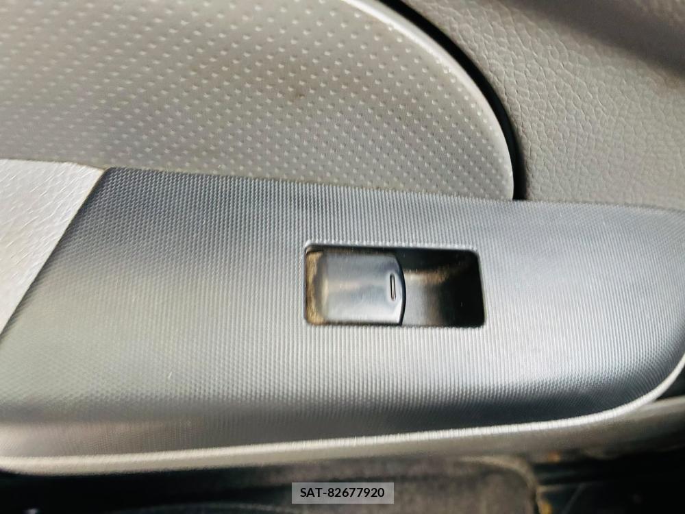 Nissan NV350 Caravan 2020-01 8044006-23
