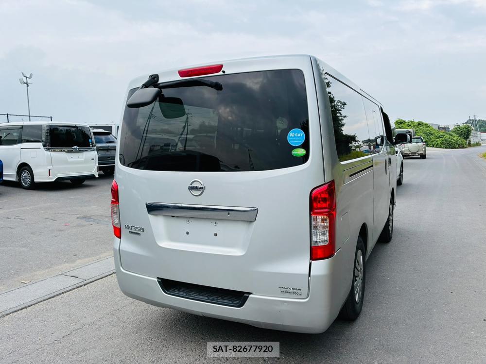 Nissan NV350 Caravan 2020-01 8044006-4
