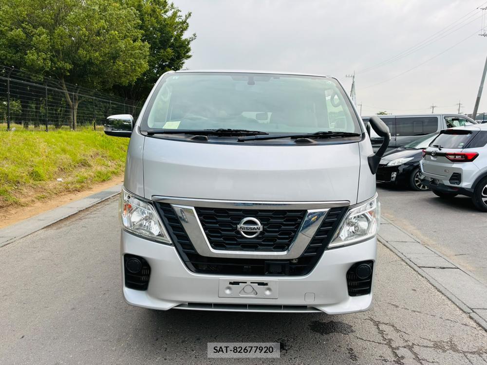 Nissan NV350 Caravan 2020-01 8044006-7