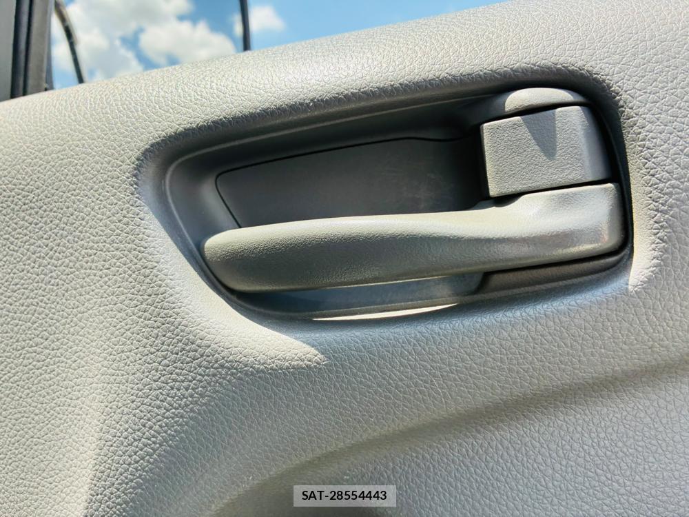 Nissan NV350 Caravan 2019-05 8252484-20