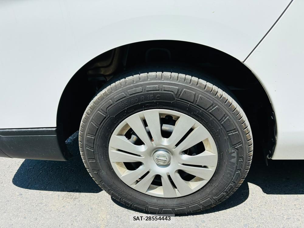 Nissan NV350 Caravan 2019-05 8252484-28