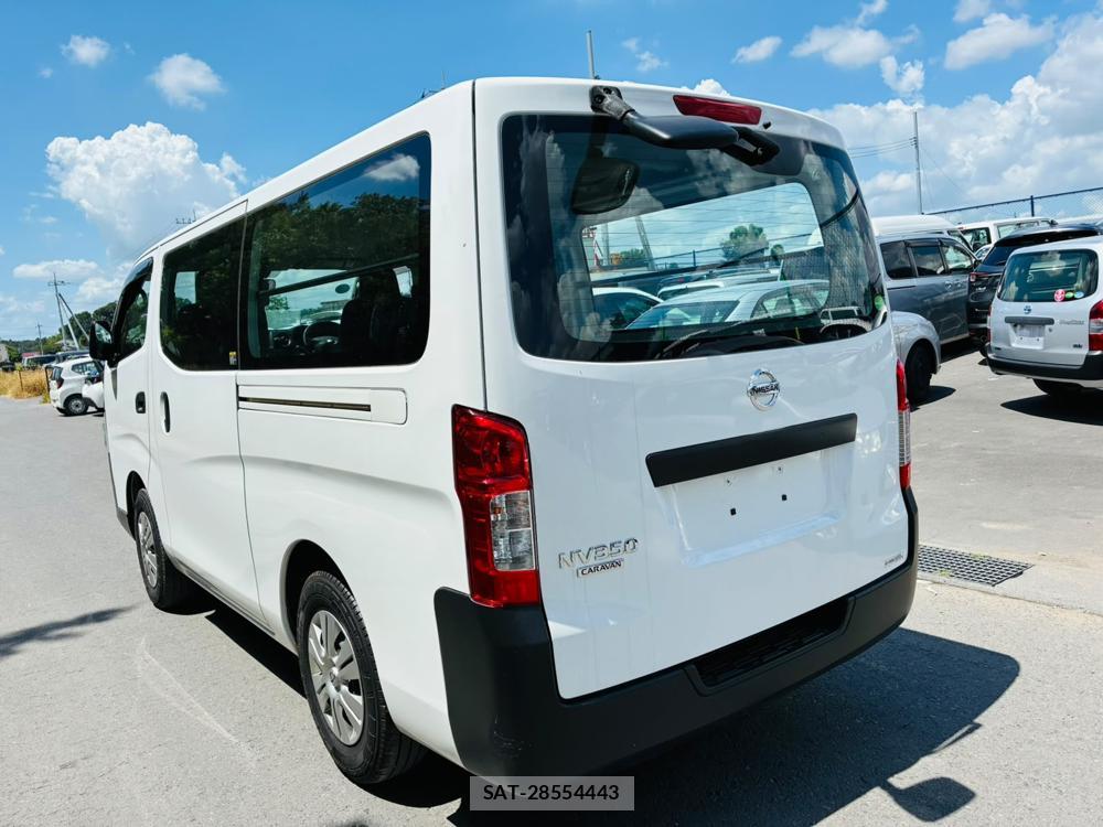 Nissan NV350 Caravan 2019-05 8252484-2