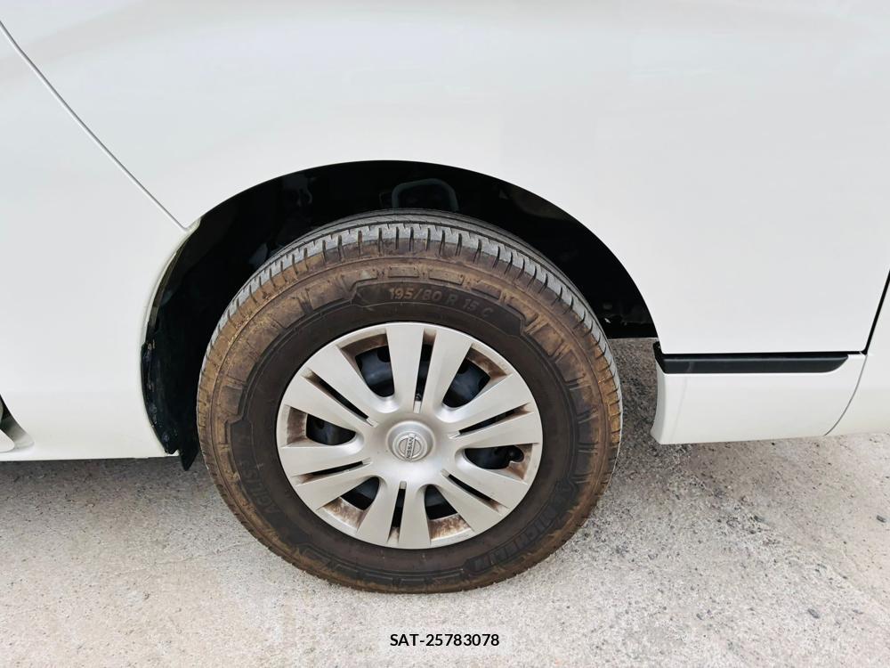 Nissan NV350 Caravan 2020 8603372-27