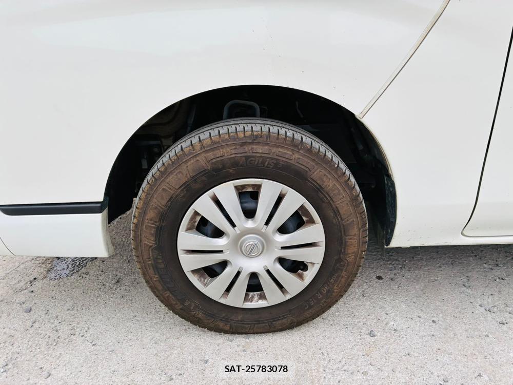 Nissan NV350 Caravan 2020 8603372-28