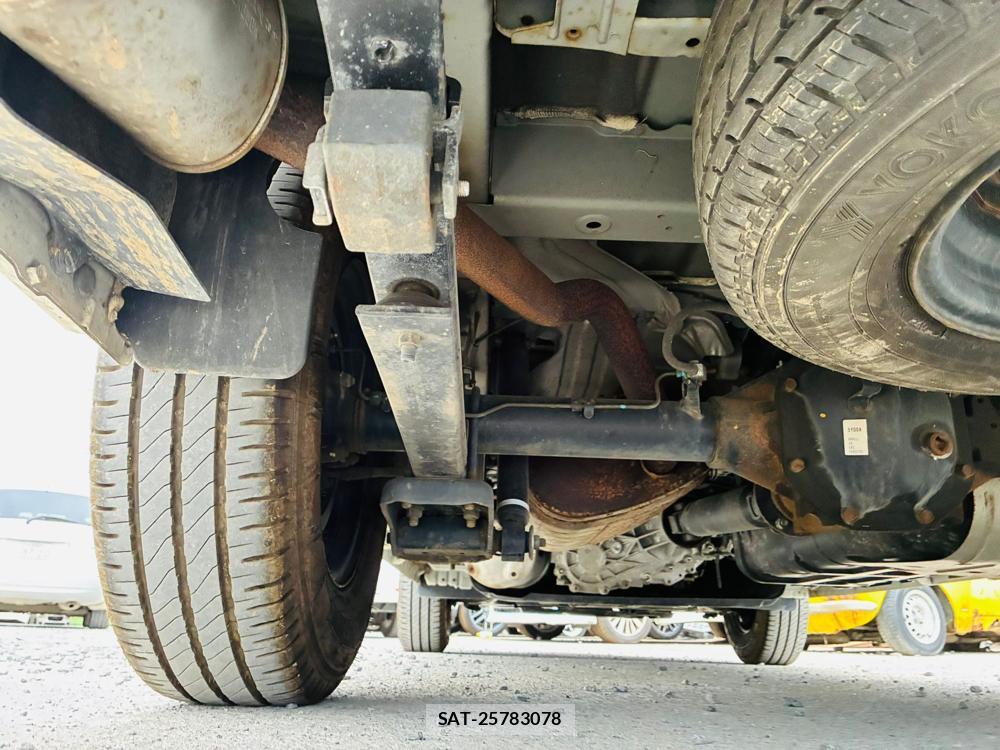 Nissan NV350 Caravan 2020 8603372-34