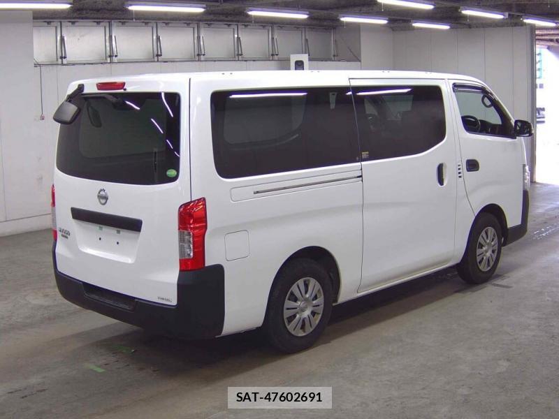 Nissan Caravan 2019-10 824703-1