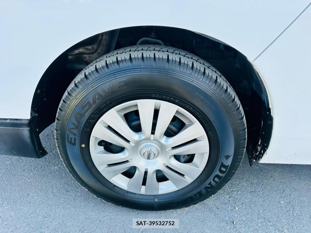 Nissan NV350 Caravan 2019 3403664-29