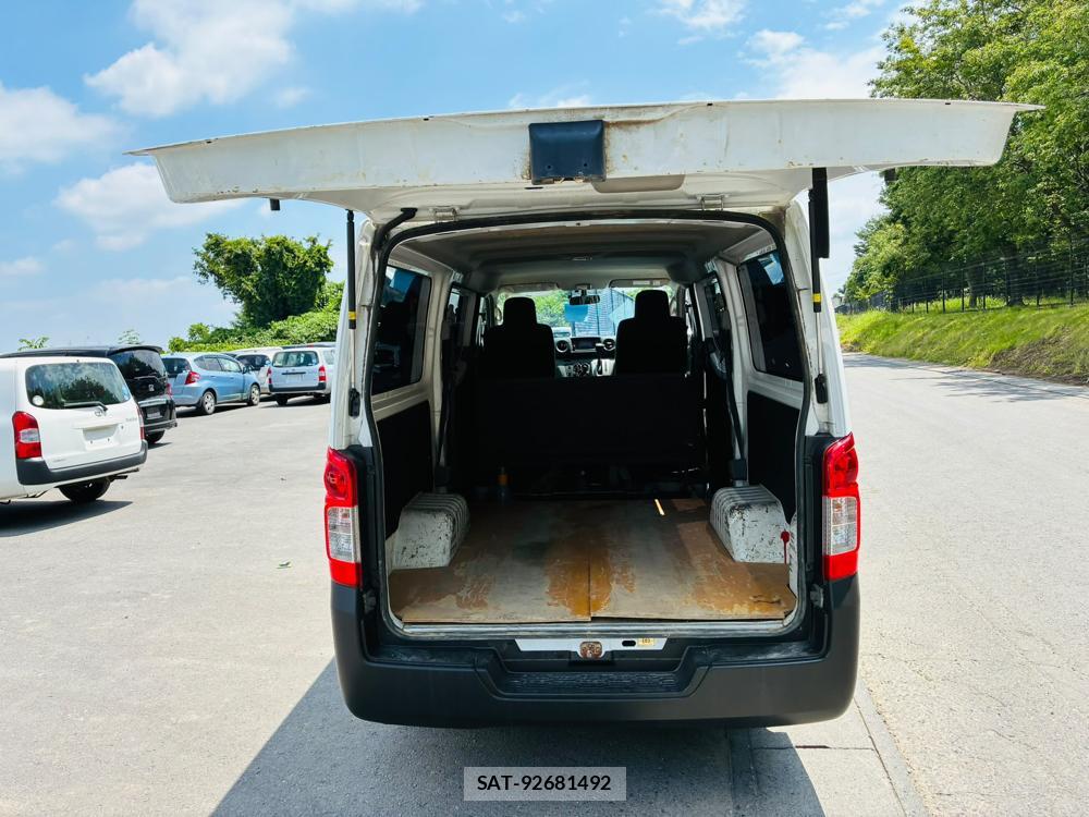 Nissan NV350 Caravan 2020-06 7940554-24