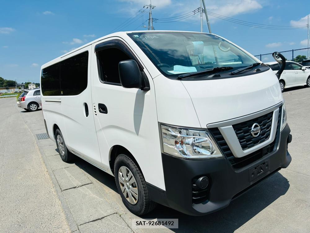 Nissan NV350 Caravan 2020-06 7940554-6