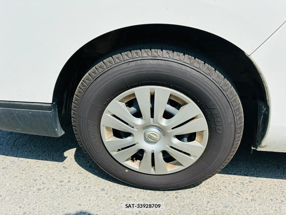Nissan NV350 Caravan 2020-06 8118827-29