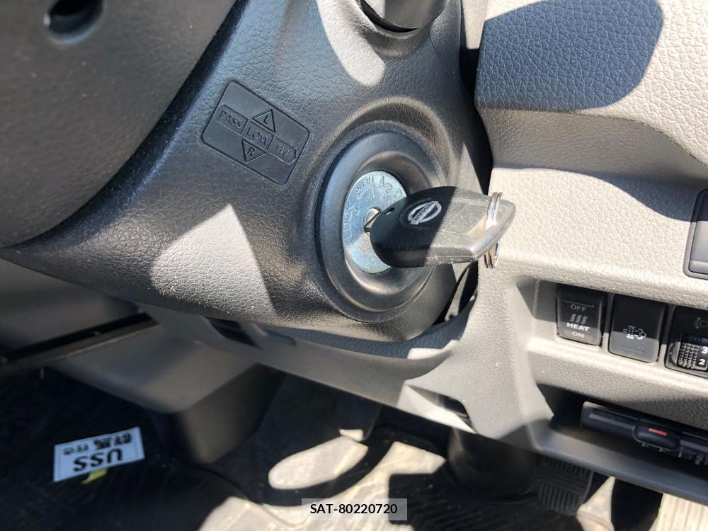 Nissan NV350 Caravan 2019-03 5358527-17