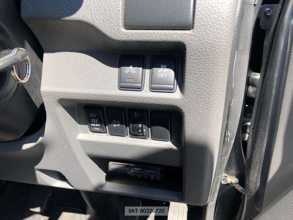 Nissan NV350 Caravan 2019-03 5358527-18