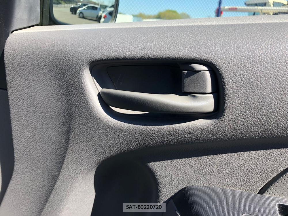 Nissan NV350 Caravan 2019-03 5358527-23