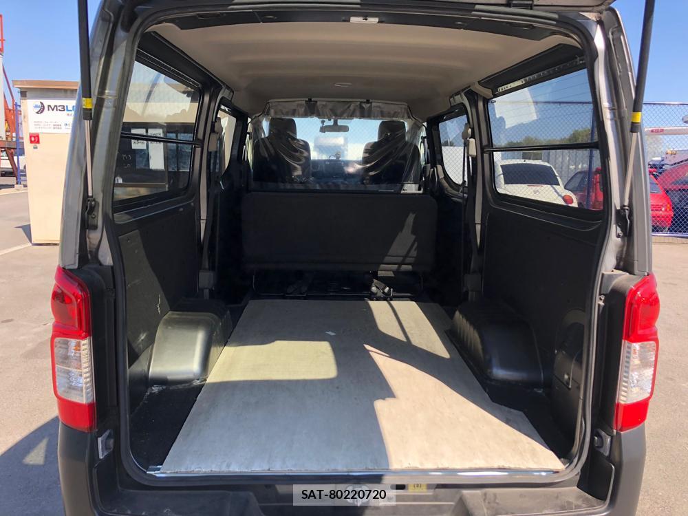 Nissan NV350 Caravan 2019-03 5358527-27
