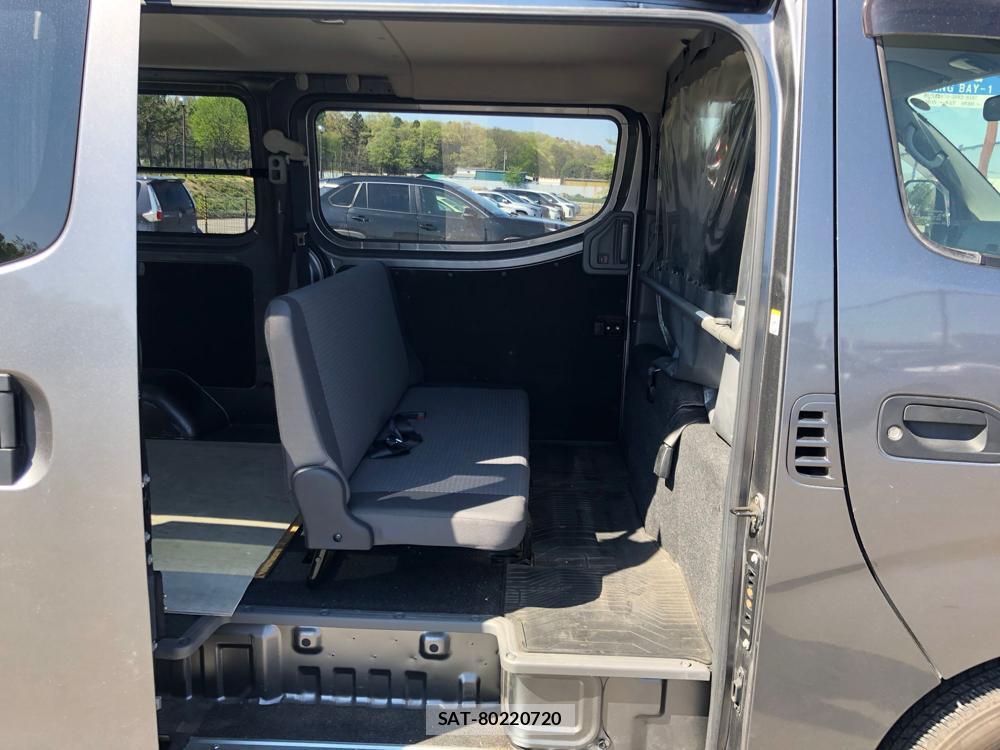 Nissan NV350 Caravan 2019-03 5358527-8