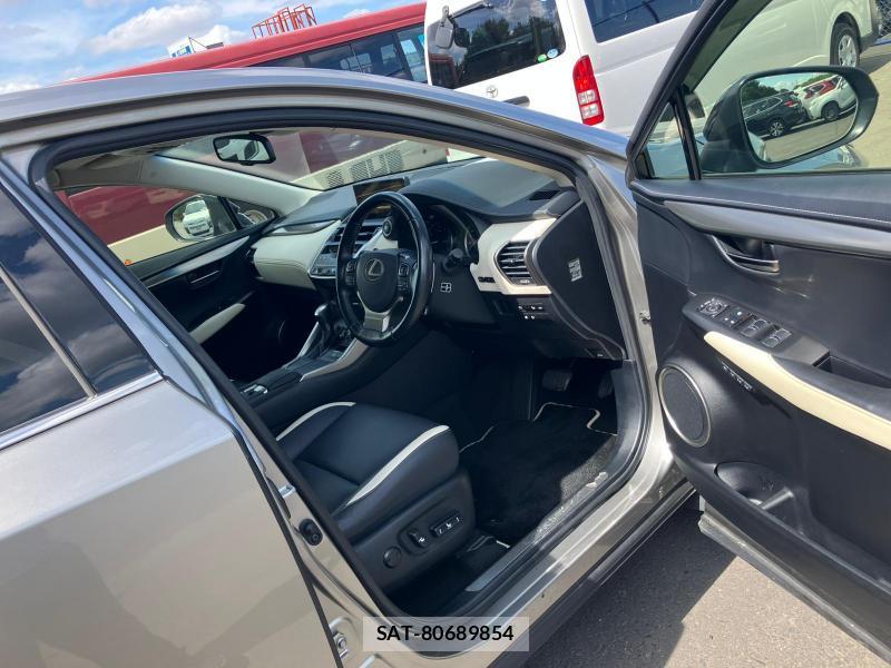 Lexus NX 2019 1277780-10