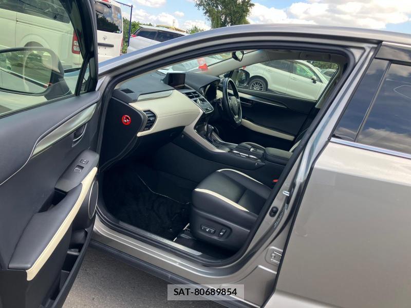 Lexus NX 2019 1277780-12