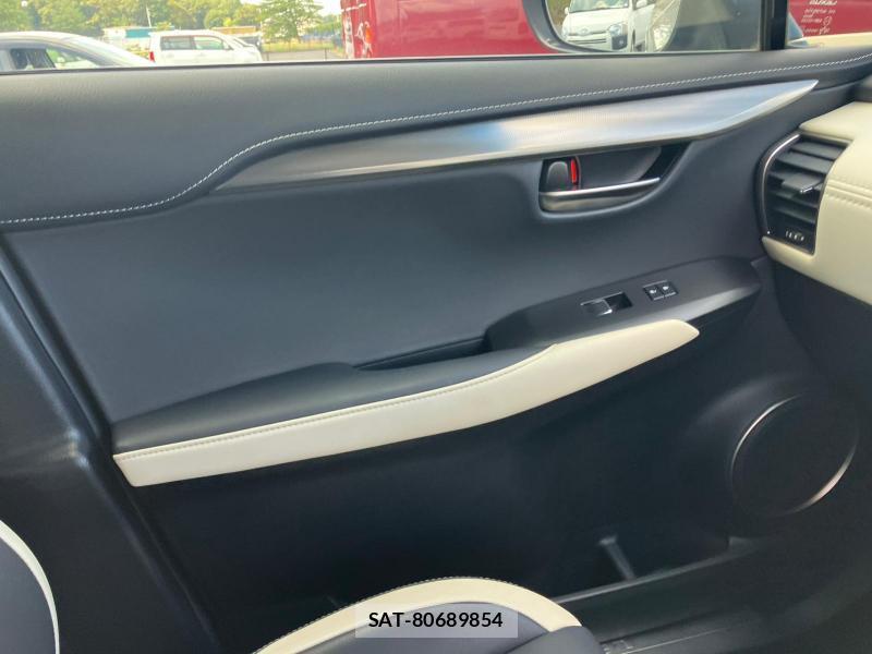 Lexus NX 2019 1277780-22