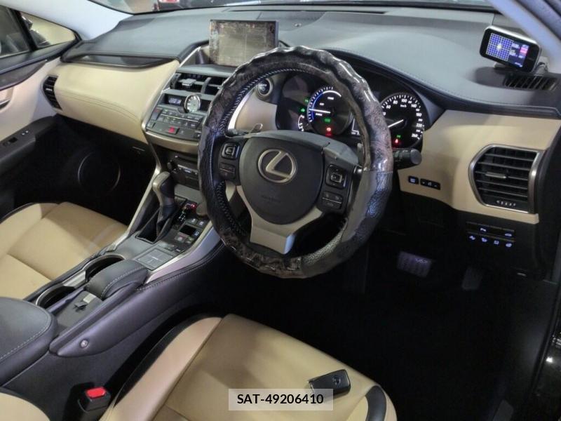 Lexus  2015 7263040-4