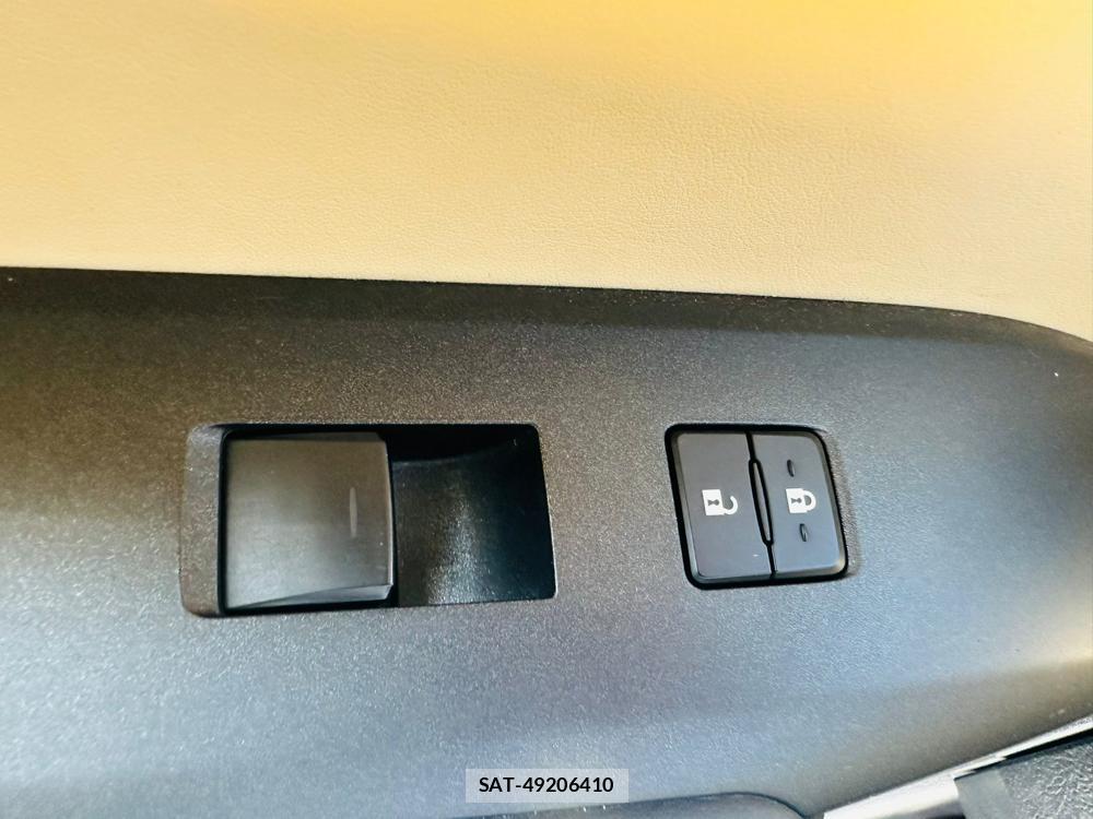 Lexus NX 2015 7263040-23
