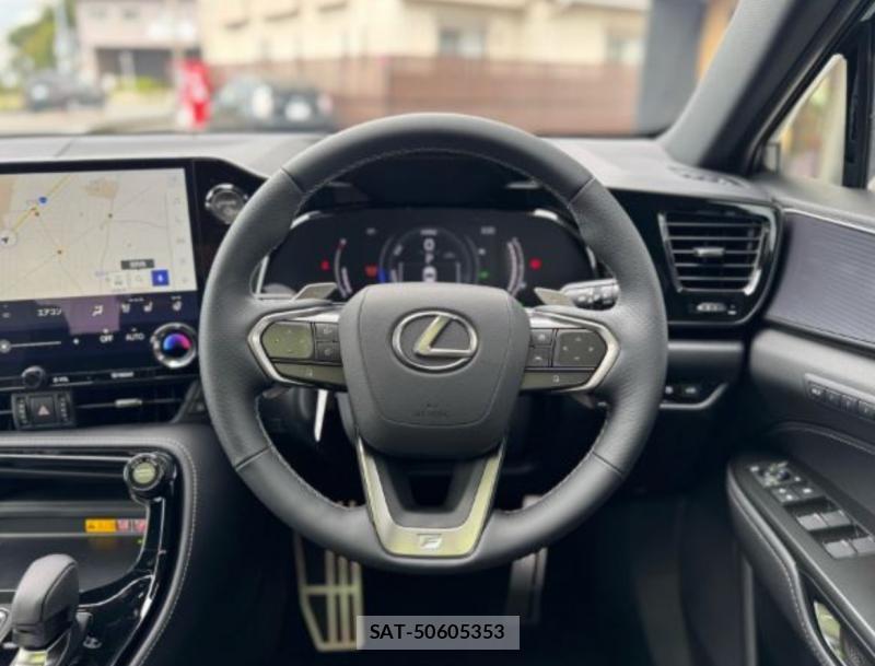 Lexus NX 2026-04 8254483-15