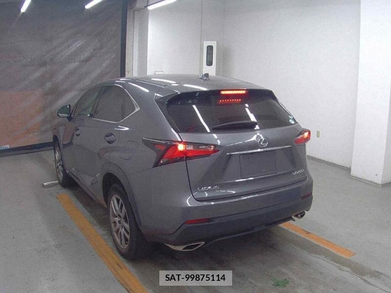 Lexus NX 2015-08 8262095-2