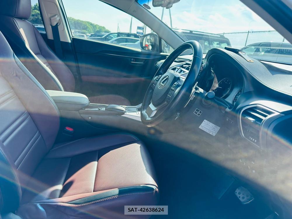 Lexus NX 2016 6788184-11