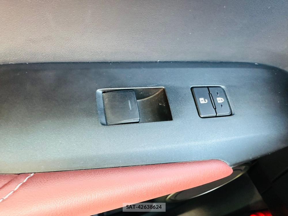 Lexus NX 2016 6788184-22