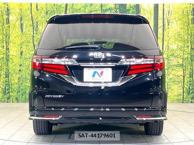 Honda ODYSSEY 2019-05 6218197-15